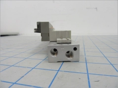 31-0004-042 / VALVE ASSY,3WAY,W/16ULV / LAM RESEARCH