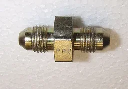 Parker 4 HTX-S, 1/4" Tube Union, JIC, 37 deg flare, Plated Steel AMAT 3300-05190