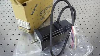 Z126275 VEXTA PK569AHWM Stepping Motor AMAT P/N 0090-36452 - NIB