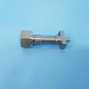 327-0402// AMAT APPLIED 0050-10048 ADAPTER, VALVE,UNISHIELD [USED]