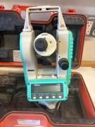 Nikon Electronic Digital Theodolite NE-100 In Hard Case no power cord