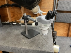 Nikon SMZ645 Stereo Zoom Microscope Nikon C-W10xB/22 Eyes W/ Boom Base