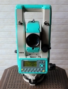 Nikon DTM-520 Total Station Surveying Instrument w/ Case