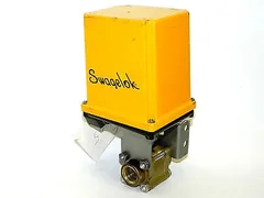 WHITEY MS-142AC ELECTRONIC ACTUATED VALVE HEAD SWAGELOK WITH VALVE: B-63TF8