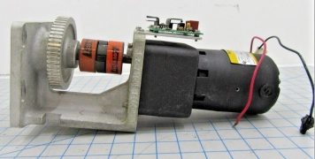 20-PSSH-0 / DCPM MOTOR ASSY, 24DC, 0.95A. PCB AMAT 0100-00033 / BALDOR