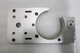 Applied Materials 0040-38031 PLATE HEATER LIFT LEVELING PRODUCER AMAT (M)