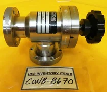 MDC 996035 Manual Operated Angle Valve AMAT 3870-01352 Used