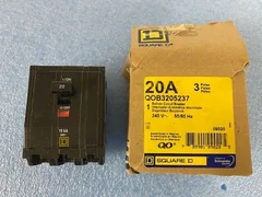 SCHNEIDER Square D QOB3205237 Circuit Breaker, 20A, 3 Pole, AMAT 0680-01212, NOS