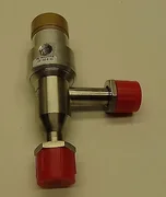 AMAT 0050-10058 Huntington PV-053-00  1/2" VCR Valve  90 degree EV-01 Isolation