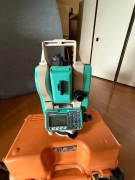 Nikon NST-305C Total Station Surveying Equipment Blue/Green Working