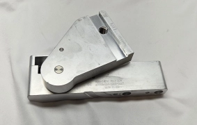 AMAT 0010-17391 HINGE ASSY, RIGHT CHAMBER, 300MM, IA