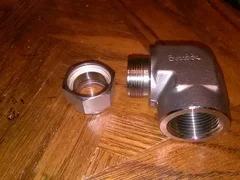 Swagelok SS-1210-8-12 ,, 3/4 tube x 3/4 FNPT , .....several availiable