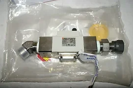  Applied Materials AMAT 0190-24803 SMC 11GPM RAD 300 Flow Switch PF2W511-N10-2