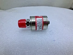 Lam Research 768-901238-801 Rev C Wasco UC8-GA1DTM8/17023 Pressure Switch_,9188