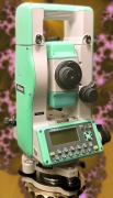 Nikon DTM-520 3" Manual Total Station w/ CAL CERT, Case, Charger, +2 Batteries