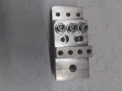 AMAT 0020-32222 TERMINAL BLOCK POWER DISTRIBUTION 7PS AVAILABLE USED MAKE OFFER