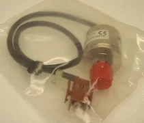 AMAT 1270-02967 Absolute Pressure Switch, E36W-H85 Setting: 100 Torr E 36W-H 85