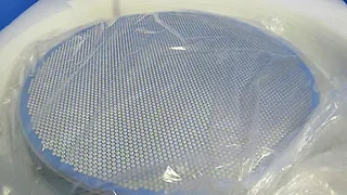 APPLIED MATERIALS P/N 0020-84596 FACEPLATE,300MM, SILANE