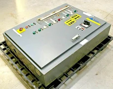 685-017705-550 / LAM AC DISTRIBUTION BOX 4520 / LAM RESEARCH CORPORATION