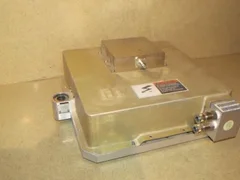 ** APPLIED MATERIALS P-5000 GAS BOX P/N 0010-09635 WITH PERFPLATE AND SHOWERHEAD