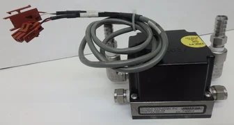 AMAT 0224-00560 Flow Sensor Proteus 100SS 24, 1/4" NPT Flow Switch Water