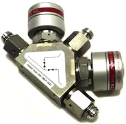 Fujikin FBSDV-6.35-2B3-316LP-BGC Pneumatic Valve 3-Way V-Block 316L Stainless