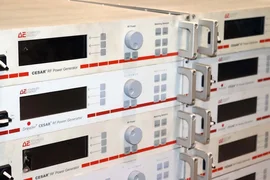 Advanced Energy AE Cesar 405 RF Power Supply 40.68 MHz, 500W