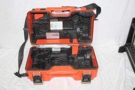 Nikon DTM-322 - 5", 90Âº eye piece, batteries, charger and case