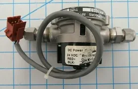 0190-00411 / ETC HX FLOW SWITCH AMAT-1 GEMS / APPLIED MATERIALS AMAT