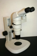 Nikon SMZ-8900 Trinocular Stereozoom Microscope 10-63X on Desktop Stand - Nice
