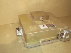 ** APPLIED MATERIALS P-5000 GAS BOX P/N 0010-09635 WITH PERFPLATE AND SHOWERHEAD