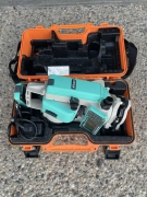 Nikon DTM-332 Total Station Surveying Instrument w/ Case