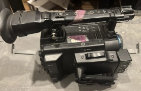 Sony PMW-F3 CineAlta – Includes 3x 32GB SxS, Nikon Mount & XLR 4 Power Supply
