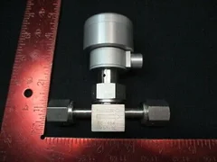3870-01223 Applied Materials (AMAT) VALVE PNEU BLWS 2 WAY MINI NC SST 1/4 VC