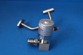 AMAT 0051-36441 FUJIKIN N.C GAS LINE VALVE 0.34~0.49MPA
