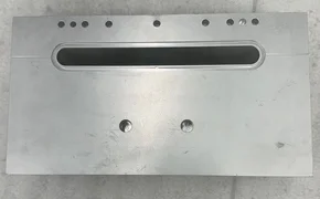 AMAT APPLIED MATERIALS 0040-75082 SPACER, NBLL CENTURA COMMON M/F