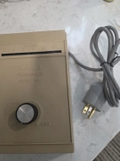 Nikon Model UN Transformer, 220-240V Variable Voltage Power Supply