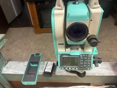 Nikon Total Station NPL-322+ 5â€.     /In Great Condition  /