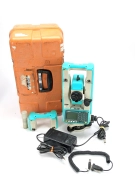 Nikon DTM-520 Total Station Surveying Instrument w/ Case, Charger, 2 Batteries