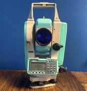 Nikon NPL-322+ Total Station Surveying Instrument w/ Hard Carry Case & Charger