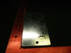 Applied Materials (AMAT) 0040-01893 RIGHT BLOCK, CLAMP/GAS SPRING, DXZ, FL G
