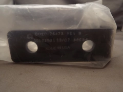 B116 APPLIED MATERIALS BRACKET GEN RACK FLOOR MOUNT 0020-76473