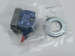 Telemecanique ZB2-BE1029 Switch EMO Turn to REL w/ Guard AMAT 0190-01558