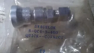 SWAGELOK B-QC4-B-400 FITTING,INSTRUMENTATION QUICK-CONNECT BODY