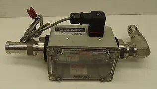 Lake Monitors M4S7WD25-LPM Water Flow  Meter Sensor  AMAT 1270-01777 1" NPT 