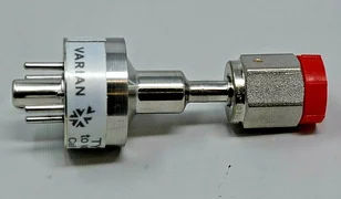 3310-01074 / GAUGE SENSOR PRESS TC 1/4 VCR FEM / APPLIED MATERIALS AMAT