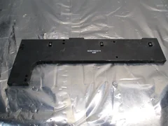 AMAT 0020-09297 BRACKET VERTICAL PLATE MOUNT REV A, 104432