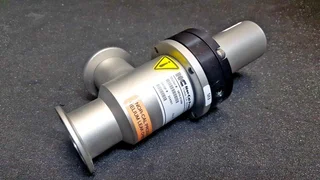 AMAT 3870-01256 VALVE BLWS PNEU 1-1/2IN NW-40B ON BOTH PORTS