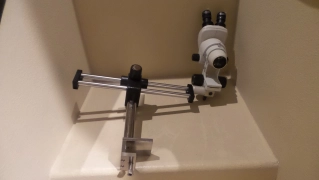 NIKON SMZ 745 MICROSCOPE, C-W10XB/22 EYE PCS,  NICE STAND & TABLE CLAMP
