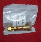 Swagelok 1/4" Brass Quick-Connect Body, B-QC4-B1-400